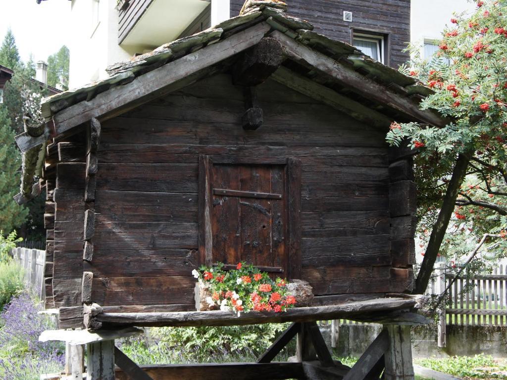 Ferienhaus Matterhorngruss Zermatt Exterior photo